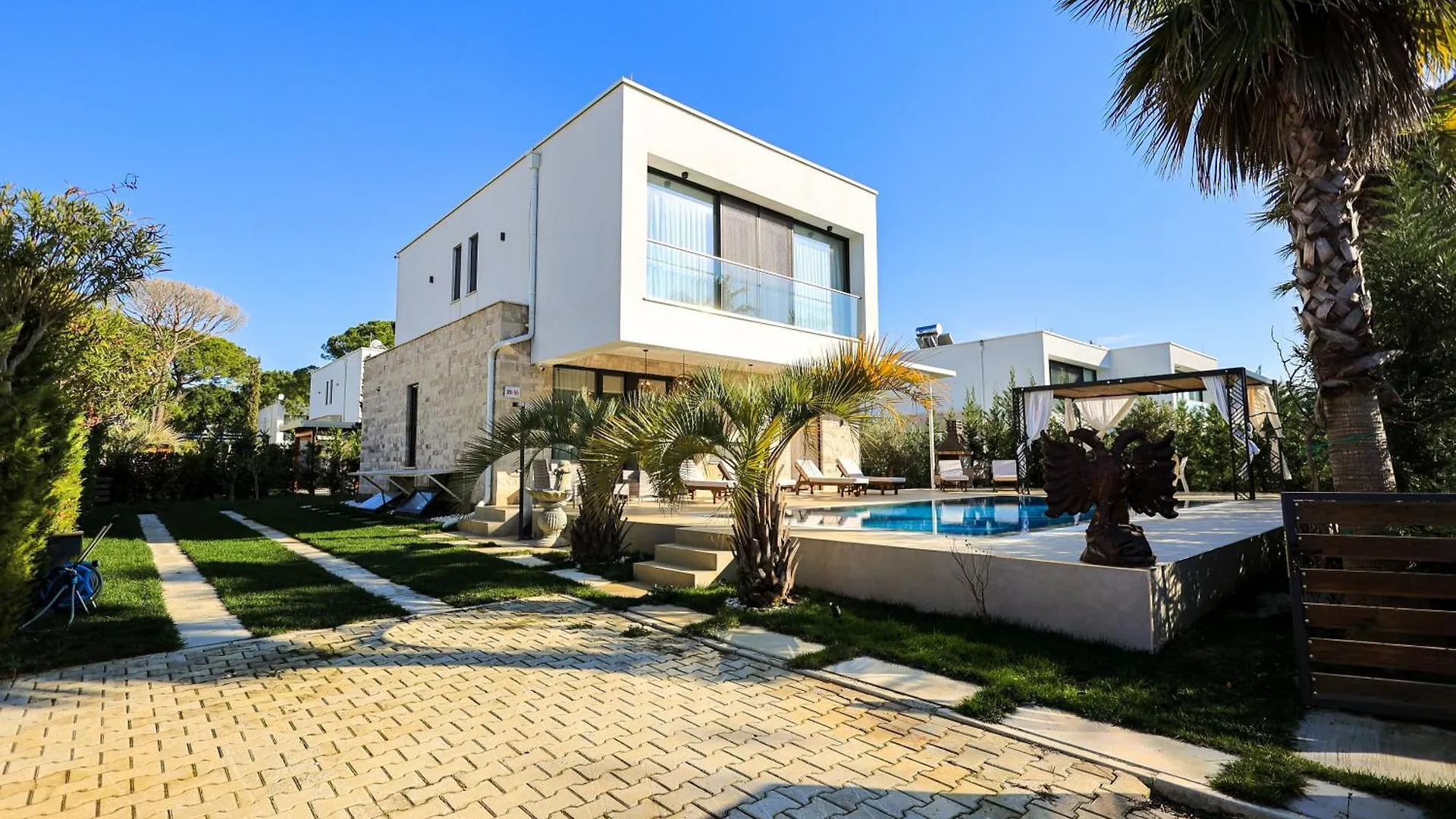 Sanpietro Premium Villas Draç 0*,  Albânia